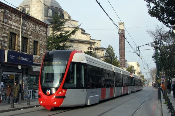 Скоростной трамвай в Стамбуле